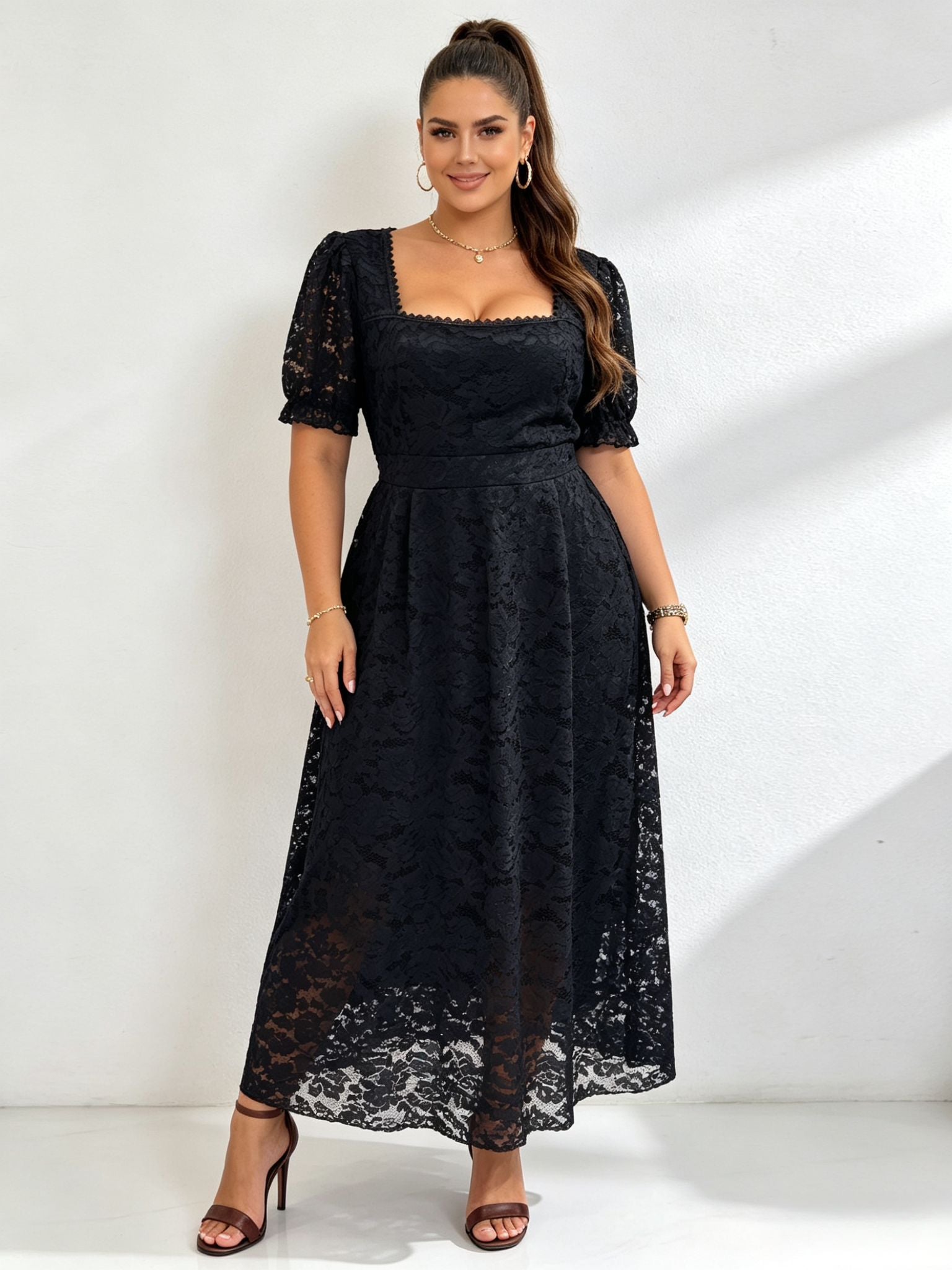 abito pizzo curvy